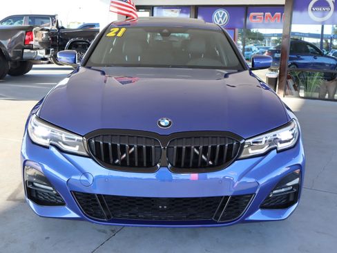 Used 2021 BMW 330i xDrive Sedan w/ M Sport Package image 13