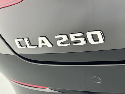 Certified 2024 Mercedes-Benz CLA 250 4MATIC image 10