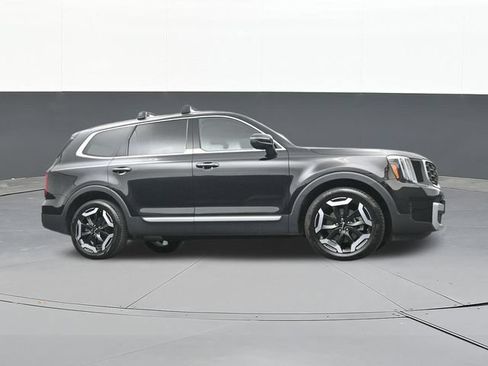 Used 2025 Kia Telluride S AWD/4WD image 51