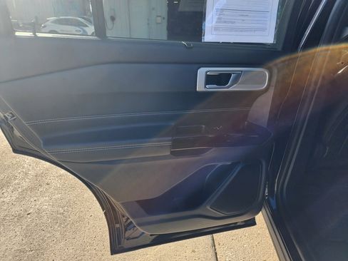 Used 2022 Ford Explorer ST w/ Equipment Group 401A image 12