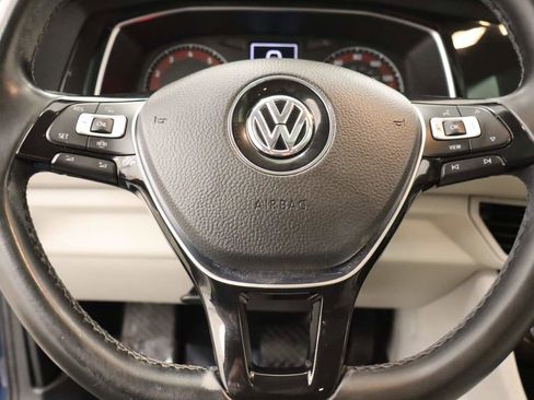 Used 2019 Volkswagen Jetta SE image 12