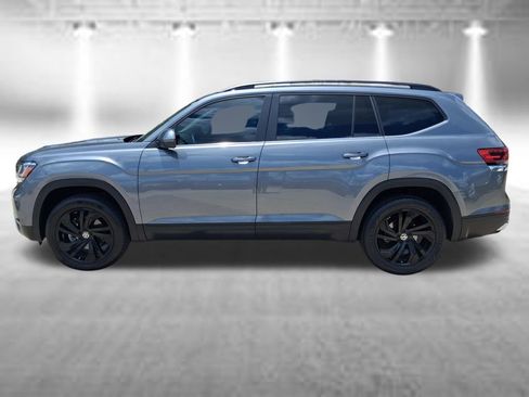 Used 2022 Volkswagen Atlas SE FWD image 2