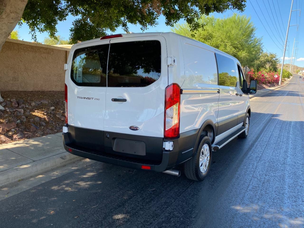 Used 2025 Ford Transit 250 Low Roof w/ Exterior Upgrade Package RWD image 39