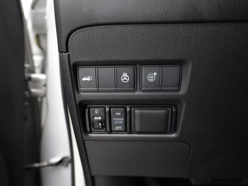 Used 2018 INFINITI QX80 4WD w/ Driver Assistance Package image 33