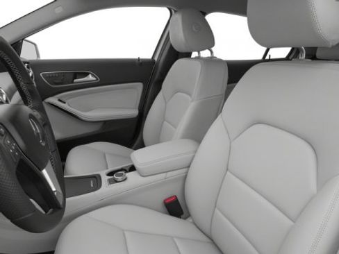 Used 2016 Mercedes-Benz GLA 250 GLA 250 image 8
