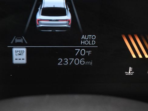 Used 2025 Kia K4 FWD image 26