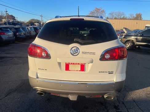 Used 2008 Buick Enclave CXL w/ Entertainment Package #4 image 6