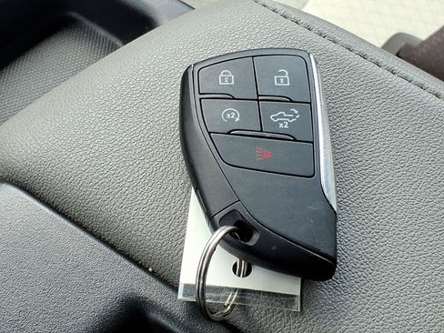 Used 2025 Chevrolet Silverado 1500 LT AWD/4WD image 22