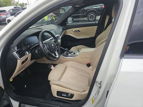 Used 2022 BMW 330i Sedan w/ Driving Assistance Package RWD image 10