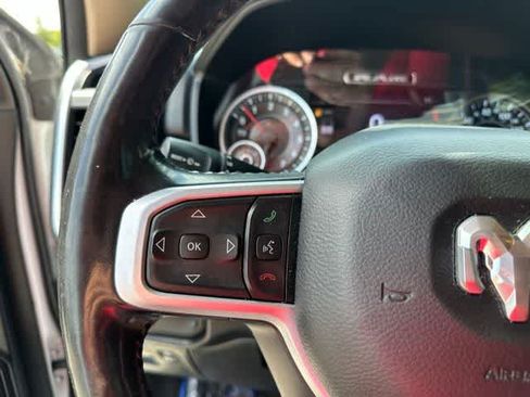 Used 2020 RAM 1500 Big Horn AWD/4WD image 12