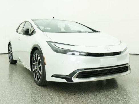 New 2026 Toyota Prius Plug-In Hybrid image 30