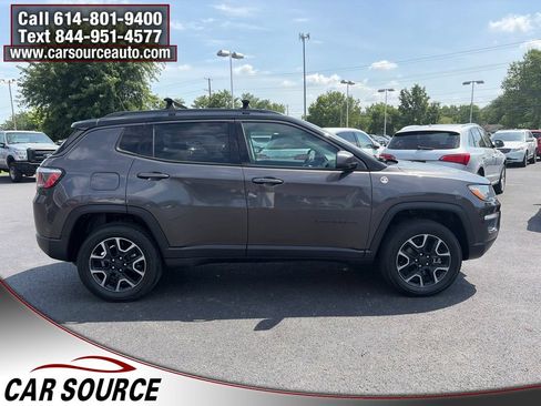 Used 2019 Jeep Compass Trailhawk AWD/4WD image 4