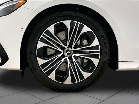 New 2026 Mercedes-Benz E 450 4MATIC Sedan image 11