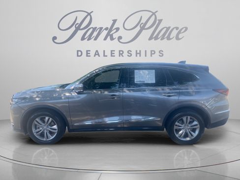 Used 2026 Acura MDX SH-AWD image 2