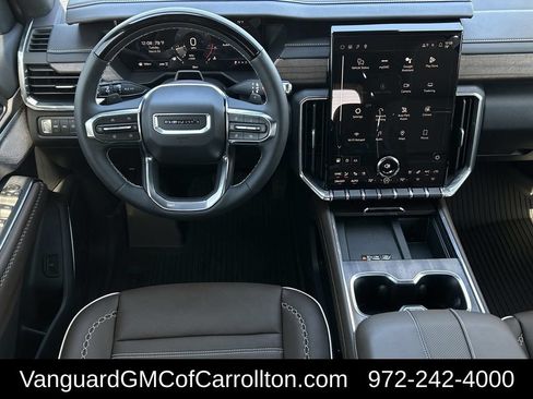 New 2026 GMC Acadia Denali Ultimate w/ LPO, Floor Liner Package AWD/4WD image 10