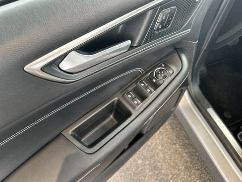 Certified 2024 Ford Edge Titanium AWD/4WD image 14
