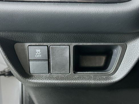 Used 2025 Honda HR-V Sport image 17