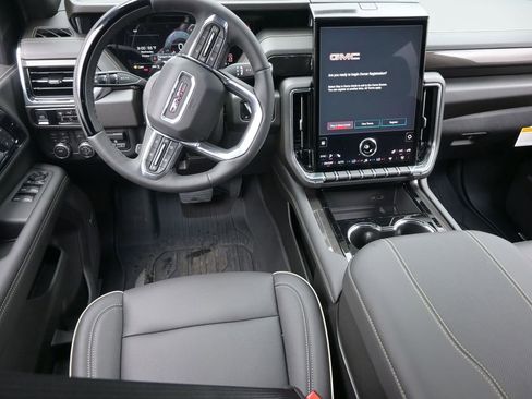 New 2026 GMC Yukon XL Elevation image 14