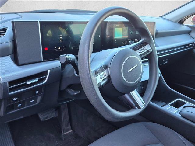 Used 2025 Hyundai Sonata SEL FWD image 11