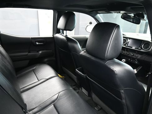 Used 2021 Toyota Tacoma image 48