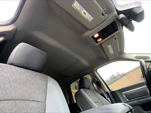 Used 2015 RAM 2500 Big Horn image 23