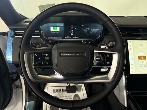 New 2026 Land Rover Range Rover Long Wheelbase SE image 36