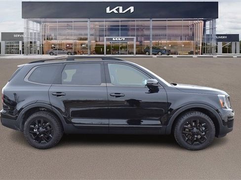 New 2025 Kia Telluride AWD image 2