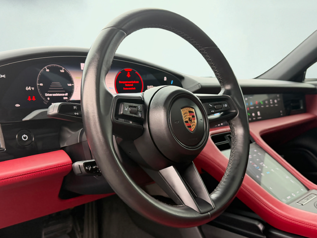 Used 2022 Porsche Taycan RWD image 25