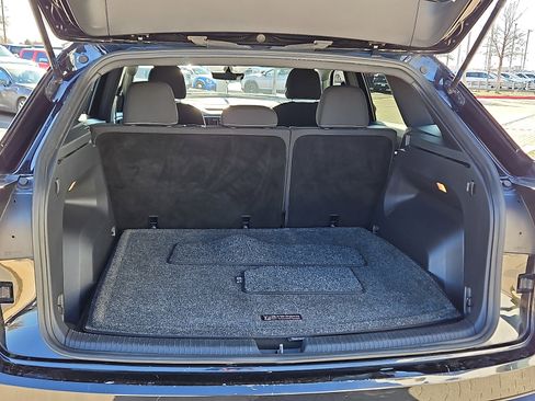 Certified 2021 Volkswagen Atlas Cross Sport S image 6