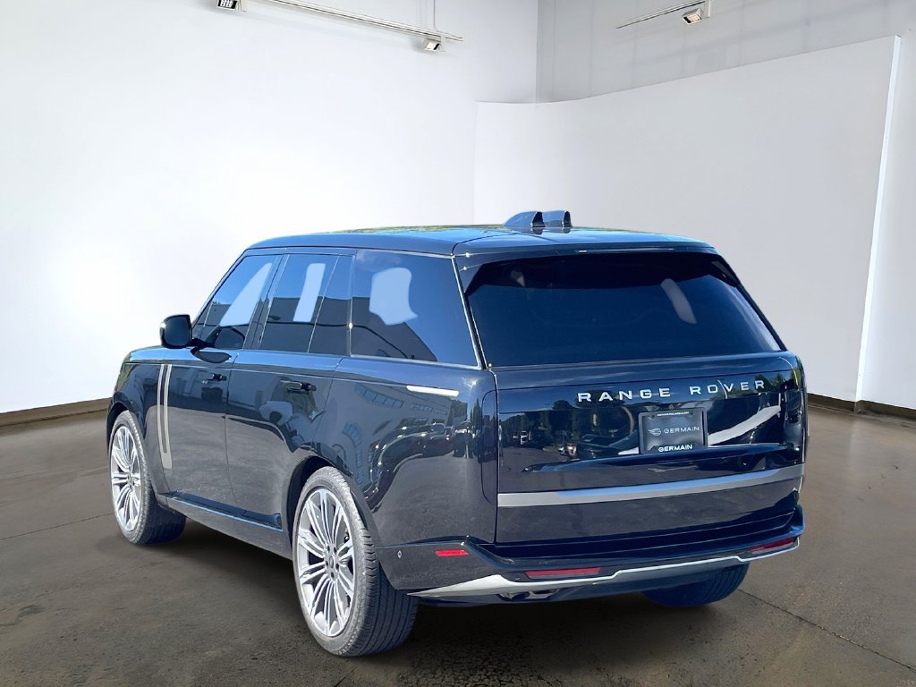 Used 2025 Land Rover Range Rover SE AWD/4WD image 6
