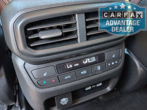 Used 2023 Honda Pilot Elite image 6