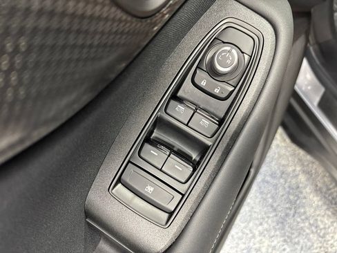 Used 2025 Subaru Outback Premium AWD/4WD image 30