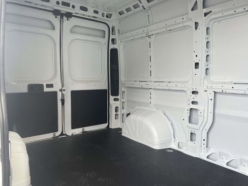 New 2026 RAM ProMaster 1500 w/ Convenience Group FWD image 18