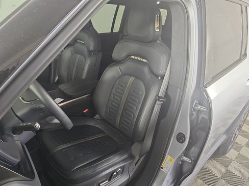 Used 2024 Rivian R1S Adventure AWD/4WD image 20