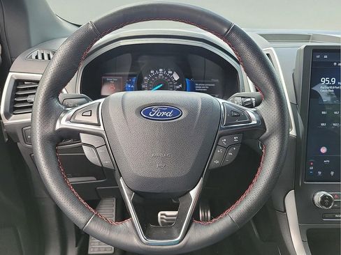 Used 2024 Ford Edge ST-Line AWD/4WD image 19
