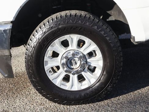 Used 2022 Ford F250 XL w/ STX Appearance Package image 46