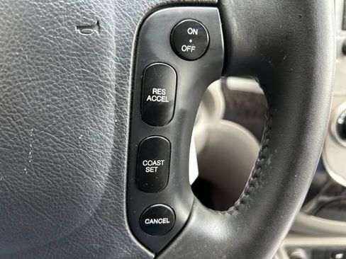 Used 2009 Hyundai Santa Fe SE w/ Premium Pkg 4 FWD image 19