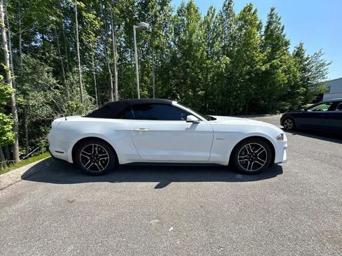 Used 2023 Ford Mustang GT Premium w/ Equipment Group 401A RWD image 3