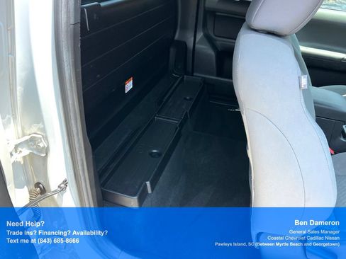 Used 2022 Toyota Tacoma SR RWD image 18