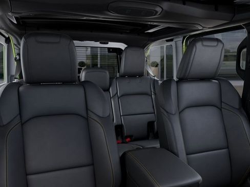 New 2026 Jeep Wrangler Unlimited Sahara AWD/4WD image 26