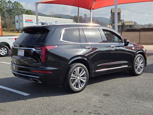 Used 2023 Cadillac XT6 Premium Luxury AWD/4WD image 5
