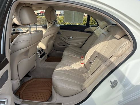 Used 2016 Mercedes-Benz S 550 Sedan w/ Premium Package image 13