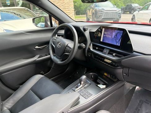 Used 2025 Lexus UX 300h FWD w/ Accessory Package (Z2) image 26