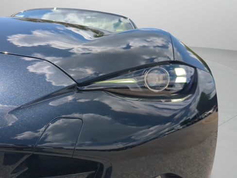 New 2026 MAZDA MX-5 Miata Club w/ Interior Package RWD image 10