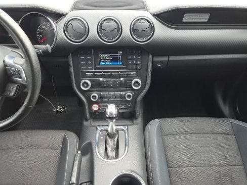 Used 2015 Ford Mustang Convertible w/ Equipment Group 051A RWD image 4