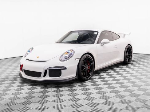 Certified 2015 Porsche 911 GT3 w/ Sound Package Plus RWD image 1