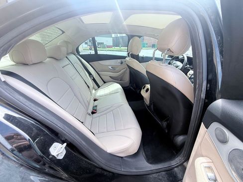 Used 2015 Mercedes-Benz C 300 4MATIC Sedan image 12
