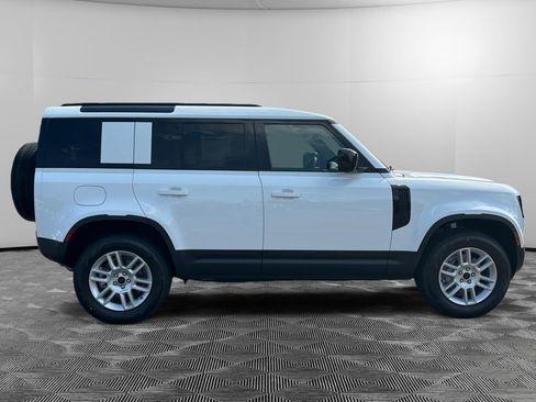 New 2026 Land Rover Defender 110 S AWD/4WD image 6