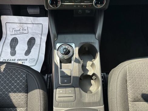 Used 2024 Ford Escape Active image 12