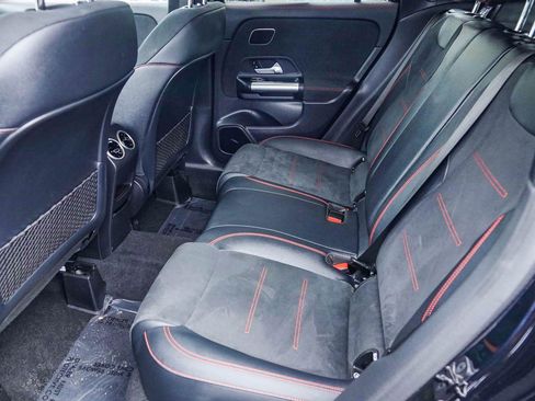 Certified 2025 Mercedes-Benz GLA 250 image 18